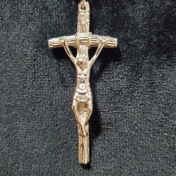 Womens Gold Tone Long Hanging Jesus Religious Cross Pendant Necklace - Picture 4 of 6